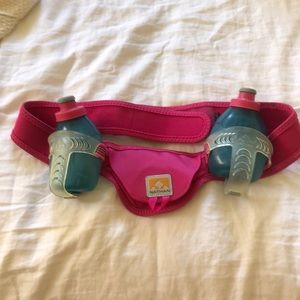 Nathan water bottle running belt